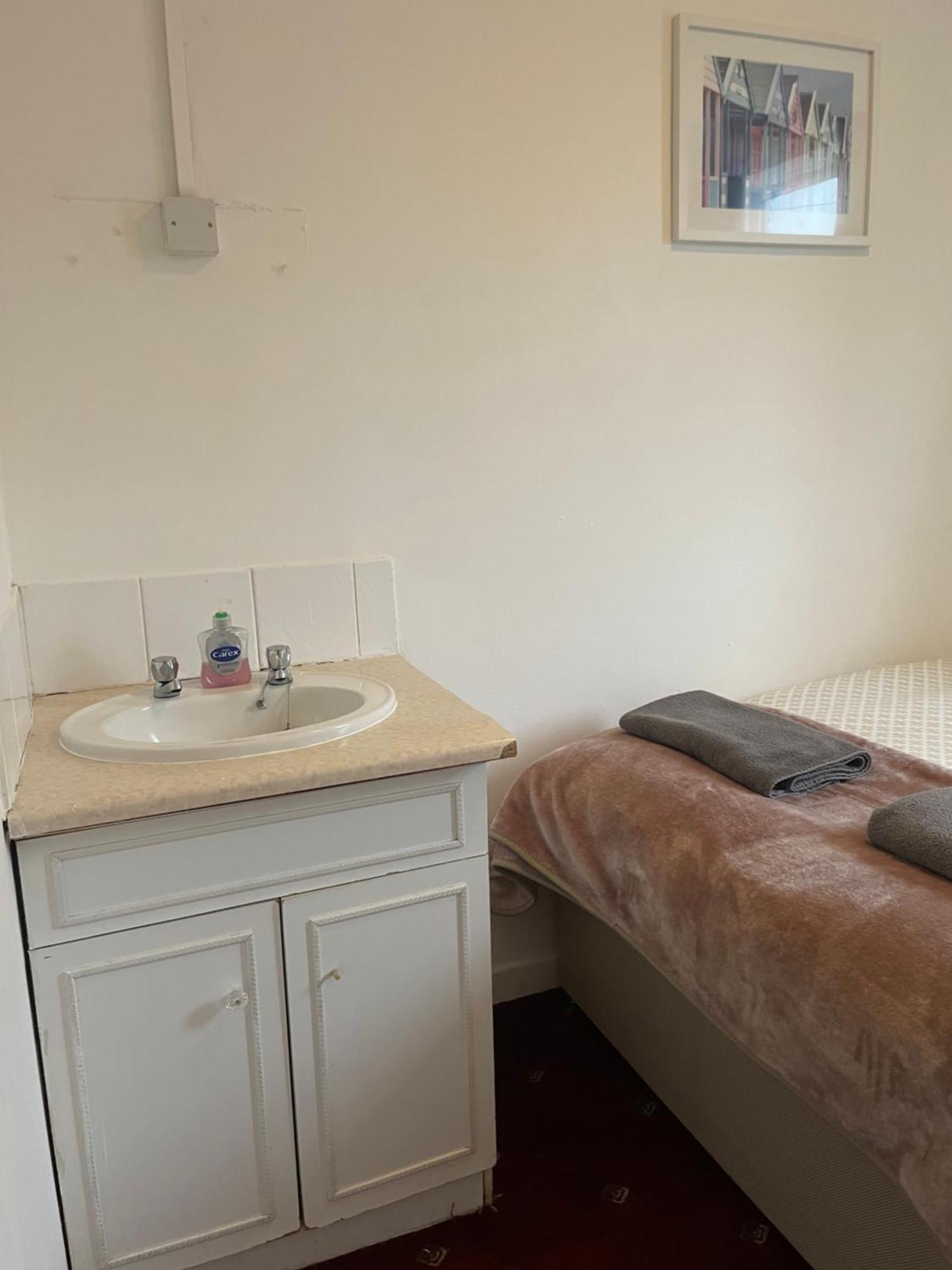 Amitie Guest House Bournemouth Buitenkant foto
