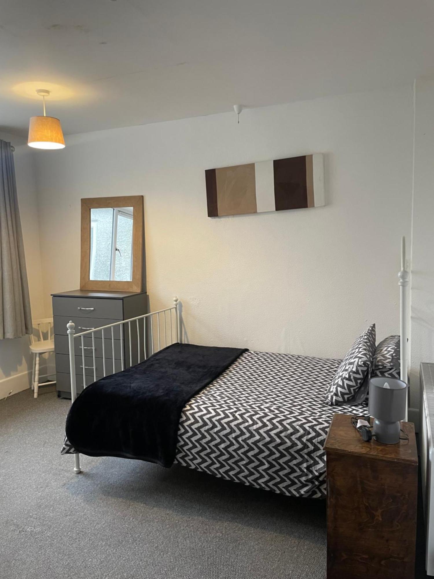 Amitie Guest House Bournemouth Buitenkant foto